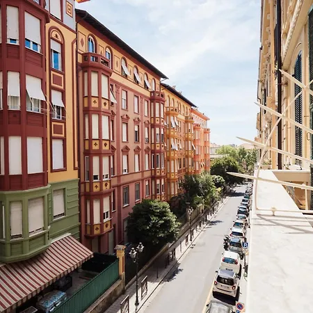 Guesthost - Center Of X6 아파트 산레모